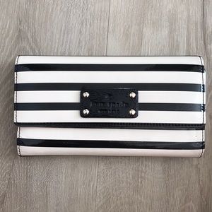Kate Spade Striped Black Cream Patent Wallet